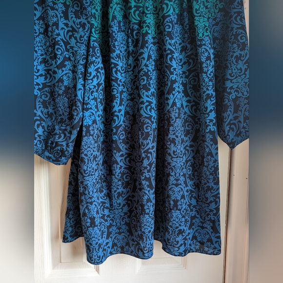 Catherine's Ombre Top - Picture 3 of 12